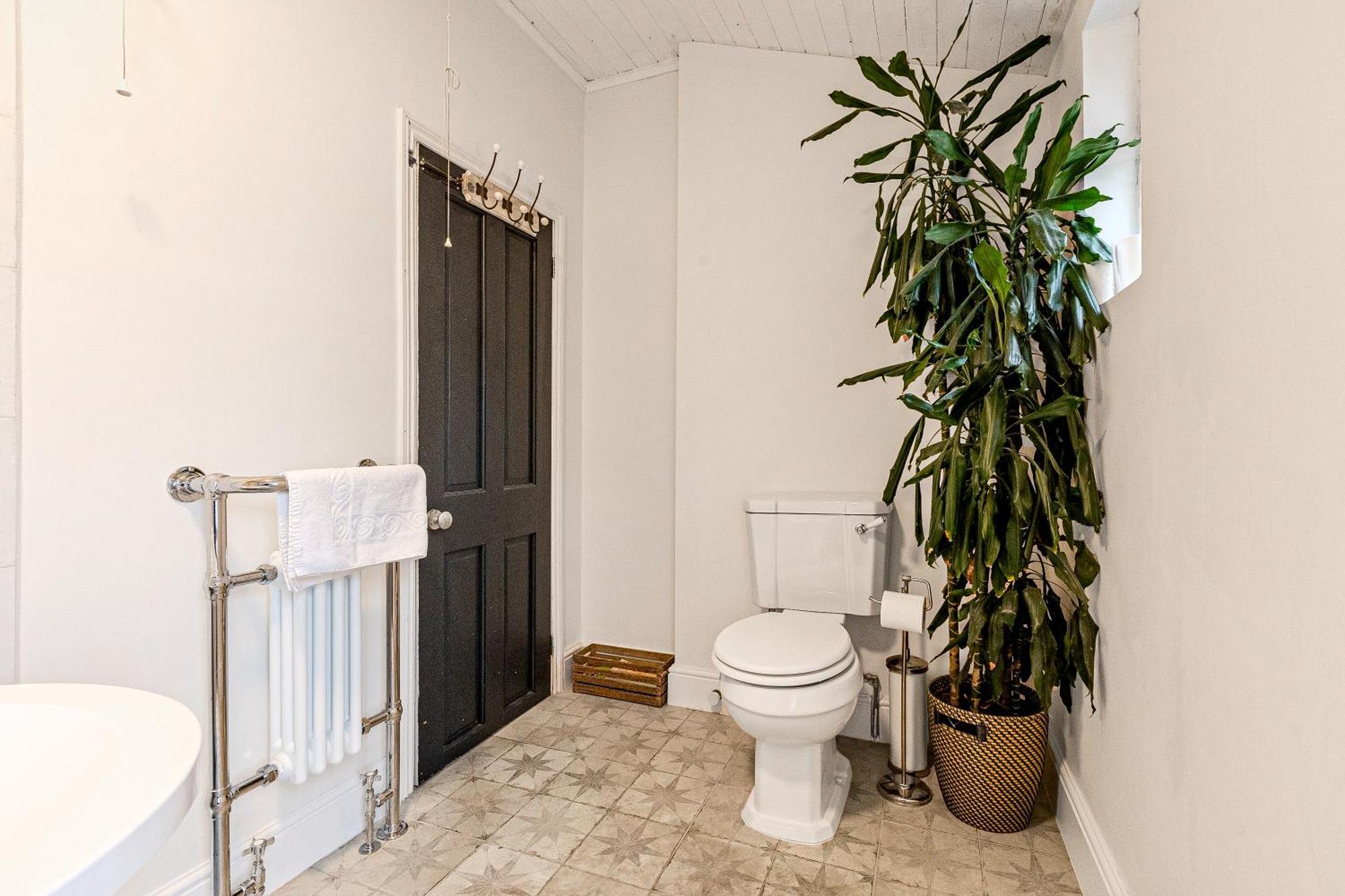 3br Flat W Garden In West Kensington, 4min Tube Station *
