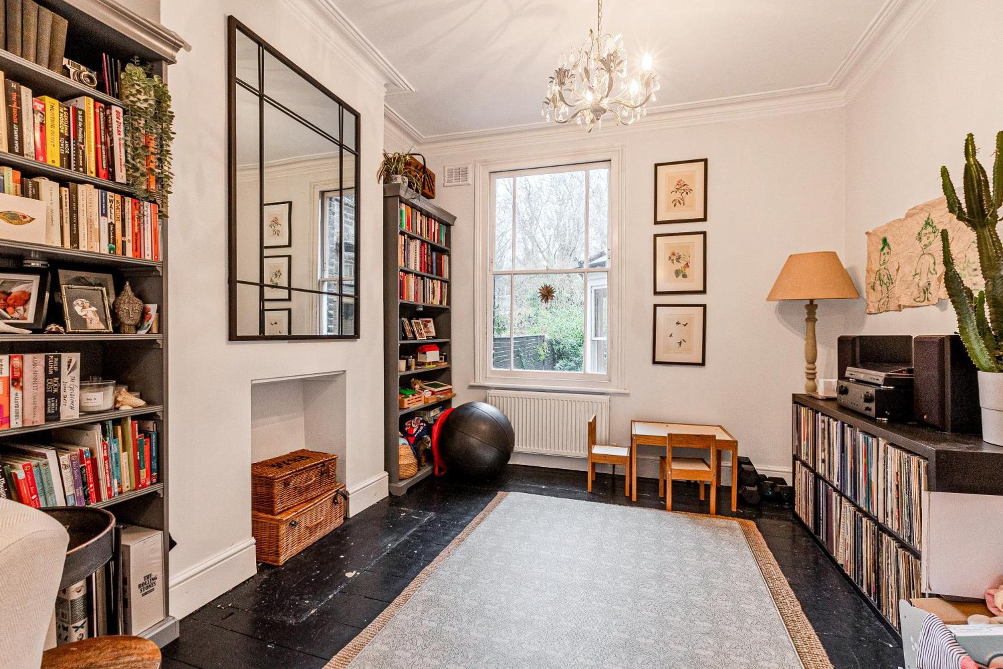 3br Flat W Garden In West Kensington, 4min Tube Station Londra